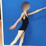 Starša stradala svojo 17-letno hčerko, da je tehtala le 28 kg