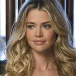 Zvezdnica navdušila z izjemnimi rezultati liftinga obraza