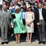 Princ Harry, Meghan in otroci so se po štirih letih ponovno srečali z dedkom, kraljem Charlesom