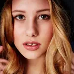 Zakaj so napake naslednji veliki trend v lepotni industriji