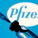 Nova študija povezuje cepivo Pfizer Covid-19 z resnimi okvarami vida