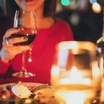 Raziskava: večerno prehranjevanje povezano s slabšim zdravjem in večjo smrtnostjo
