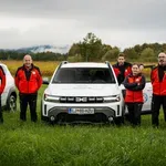 DACIA DUSTER: ZANESLJIVI PARTNER SLOVENSKIH GORSKIH REŠEVALCEV