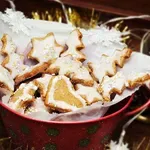 Коледни меденки със сусамов тахан