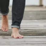 Пролетна грижа за краката: практични съвети за мъже