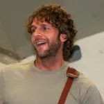 19 ноември: Честит рожден ден, Били Кърингтън!