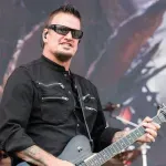 1 август: Честит рожден ден, Дан Донеган (Disturbed)!