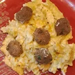 Паста с четири вида сирена и малки кюфтенца