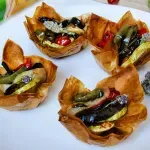 Рататуй в хрупкава кошничка