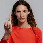 Зодиите, които трудно понасят критика и жадуват възхищение • След 5®