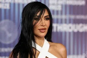 Kaj dela Kim Kardashian v Beli hiši?