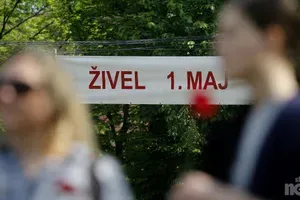 Slovenski politiki nagovorili sledilce za 1. maj, ne boste pa verjeli, kaj je objavil Jelinčič (VIDEO)