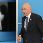 Ne boste verjeli, kaj pravi Janša, ko je objavil posnetek atentatorja na predsednika vlade (VIDEO)