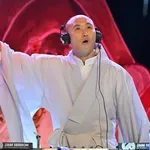 Budistični DJ navdušuje mlade Korejce