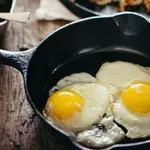 Nije slanina, a ni jaja: Ove dve namirnice razaraju jetru i podižu holesterol do plafona