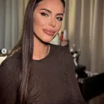 Fokus je na očima, a tajna u samo jednom potezu četkicom: Trik Bogdane Ražnatović za savršen praznični mejkap