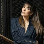 Kaput koji greje i osvaja elegancijom: Dragana Mićalović u savršenom zimskom stajlingu FOTO