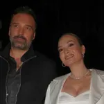 Jelena Tomašević savršeno uskladila stajling sa mužem: Sako za svaku priliku, pantalone koje izdužuju figuru FOTO