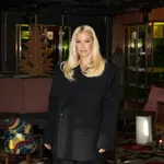 Nataša Bekvalac u stajlingu za desetku: Crni oversajz komplet najpoželjniji ove seone i svima dobro stoji FOTO