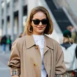 Elegantna, urbana i praktična: Suknja koja je must-have komad hladne sezone