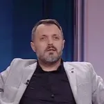 Velika ispovest Nenada Manojlovića: Sa ocem ne govorim, to se odrazilo na odnos sa sestrama, stranci smo