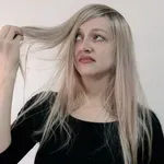 Viralni preparati koji suvoj kosi vraćaju sjaj: Ovi proizvodi su „zaludeli” TikTok, a zaista oporavljaju dlaku