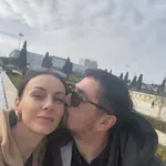 Novi početak u savršenom ambijentu: Zavirite u dom Slobode Mićalović i Vojina Ćetkovića – prefinjeni luksuz i pogled koji očarava
