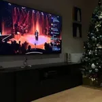 Stan Nikolije i Relje odiše prazničnom magijom: Jelka u dnevnoj sobi ostavlja bez daha (FOTO)