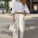 Proleće 2026. u znaku hrabrih nijansi: 3 boje farmerki koje menjaju modna pravila