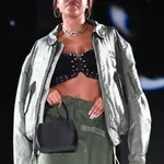 Ovog proleća iz ormara izbacujemo jedan komad: Suknja koja 2026. izlazi iz mode