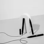 Trik u šminkanju koji u trenu briše godine sa lica: Jedna crna olovka je dovoljna za lift efekat