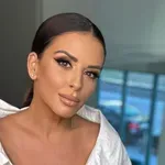 Dugo čuvana porodična tajna: Ana Sević odrasla bez oca, upoznala ga sa 20, a evo kako su se sreli