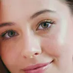 Najprodavaniji puder 2026. godine koji idealno odgovara prirodnom tonu kože