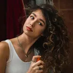 Istine i zablude o nezi kose: Zašto dečji šampon zapravo šteti vašoj dlaci i koji peškir morate odmah baciti