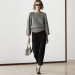 Street style potvrđuje: Kapri pantalone su ponovo u trendu 2026. godine