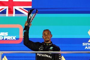Hamilton: Zelo sumljivo, če Red Bull v Suzuki ne zmaga s 30 sekundami prednosti