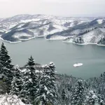 Ξεπέρασε το ένα μέτρο το χιόνι στα χωριά της Λίμνης Πλαστήρα-ανοιχτοί οι δρόμοι (ΦΩΤΟ+video)