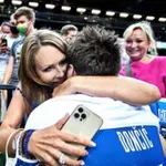 Poglejte, na kakšni prestižni lokaciji uživa Mirjam, mama Luke Dončića