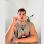 Tim Novak (Kmetija) prodaja svojega jeklenega konjička – takšno ceno je postavil