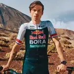 Primož Roglič je pokazal, kako velika sta že sinova in kaj je počel v njuni družbi