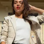 Najbolj zaželeno krilo zime: Vzorec, ki ga nosijo vse modne ženske