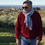 So Borutu Pahorju naredili krivico? Z blondinko v postelji je razburkal javnost