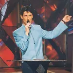 Stojana Auerja smo ujeli v objemu s to mladenko in tako lepa sta skupaj