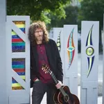 Adi Smolar je javnosti sporočil veselo novico