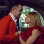 Raay in Marjetka Vovk sta po vseh tegobah in odpovedih sedaj javnosti sporočila, da …