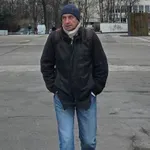 Moški brutalno vdrl v Pahorjevo pisarno, kaj se dogaja?