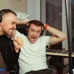 Luka Basi na koncertu skoraj doživel kolaps. Preverite, kaj se je dogajalo