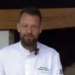 Bine Volčič ne odneha, ljudje pa si mislijo svoje