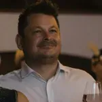 Oglasila se je žena Luka Jezerška in pokazala realno stanje v družini