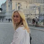 Na dan prihajajo skrivnosti Melani Mekicar, ravno zdaj, ko bo vodila nove oddaje Slovenija ima talent